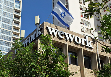 WeWork-Slider-images-Mobile-02